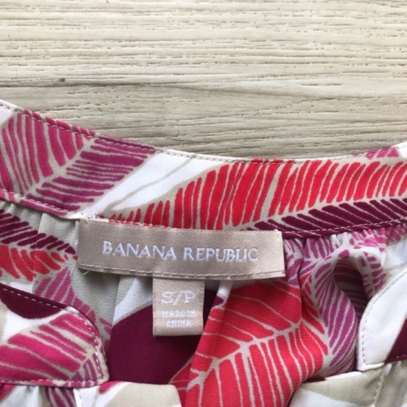 Banana Republic Multicolor Leaf Print Blouse - Picture 3 of 9